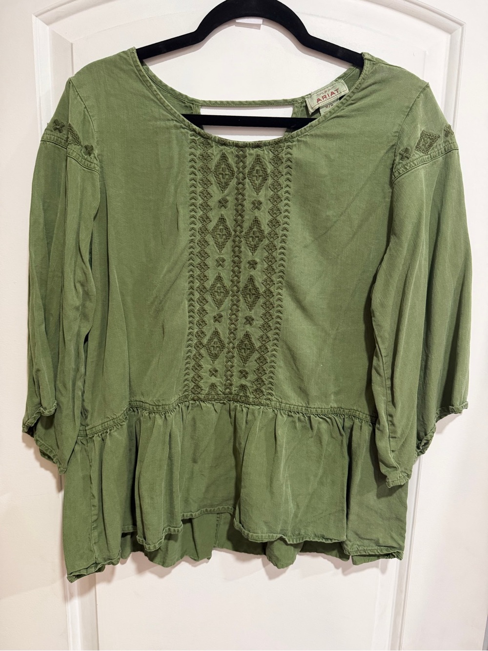 Ariat Olive Embroidered Peplum Women's Top Size Medium - Picture 2 of 9